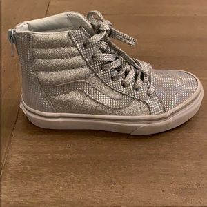 VANS Sk8-Hi Zip Glitter Girls Shoes in silver
